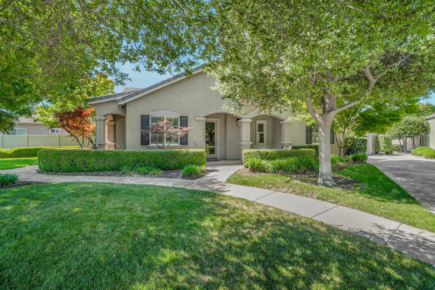 2431 Cypress Point Dr, Turlock, CA 95380