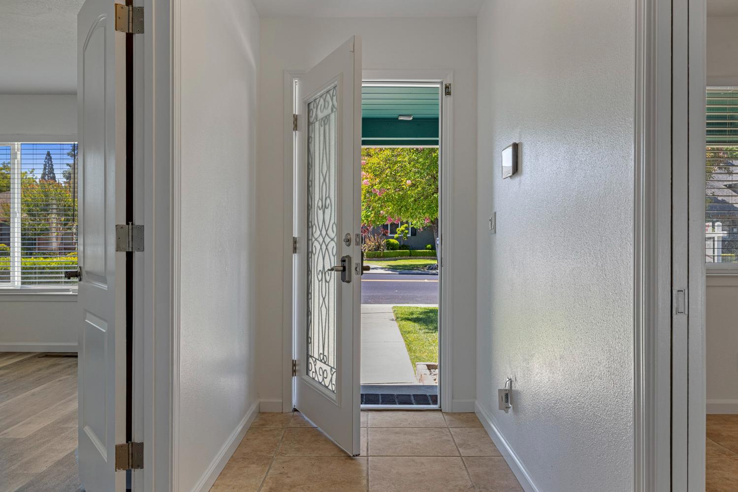 335 North Ave, Turlock, CA 95382