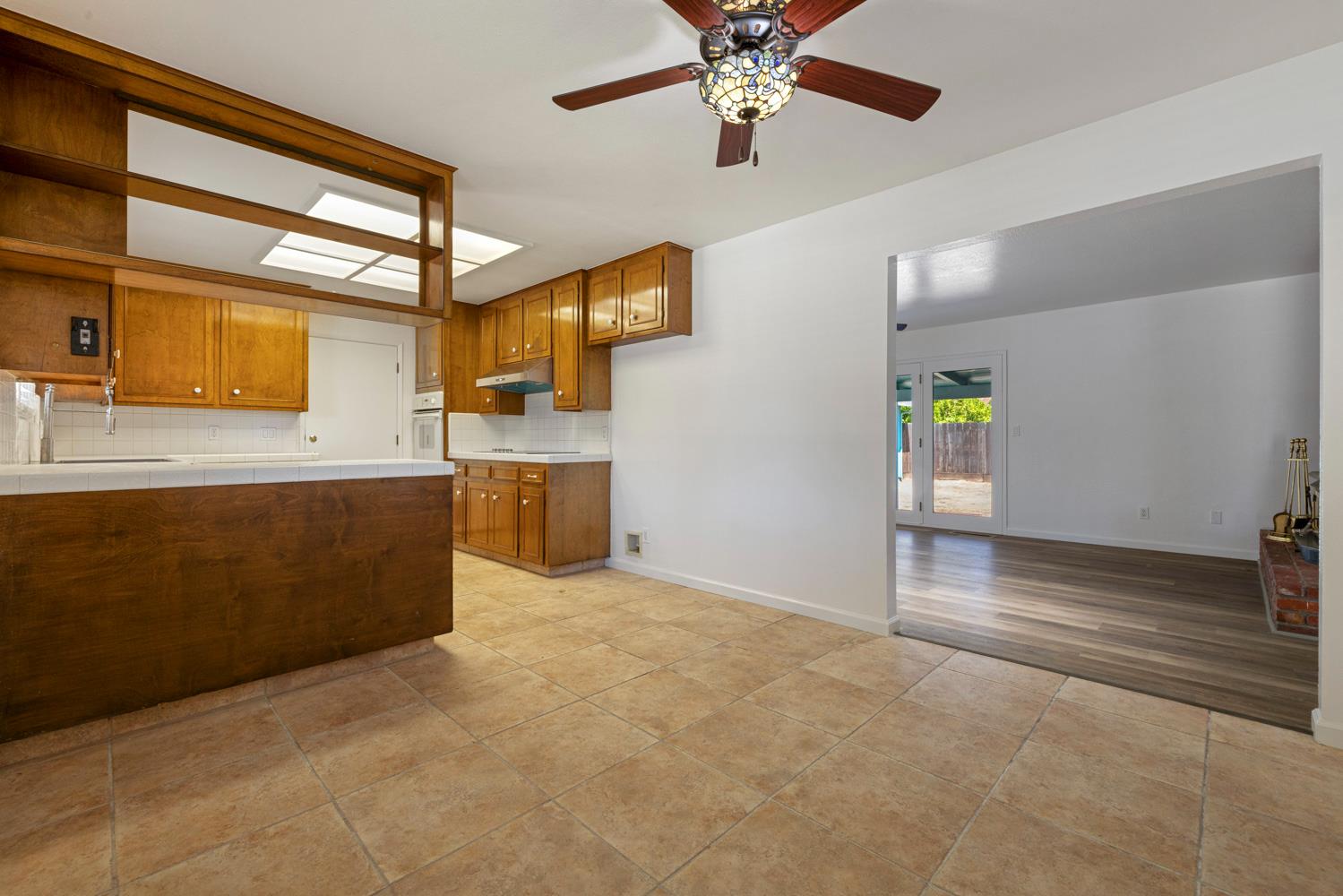 335 North Ave, Turlock, CA 95382