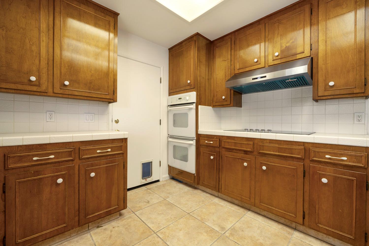 335 North Ave, Turlock, CA 95382
