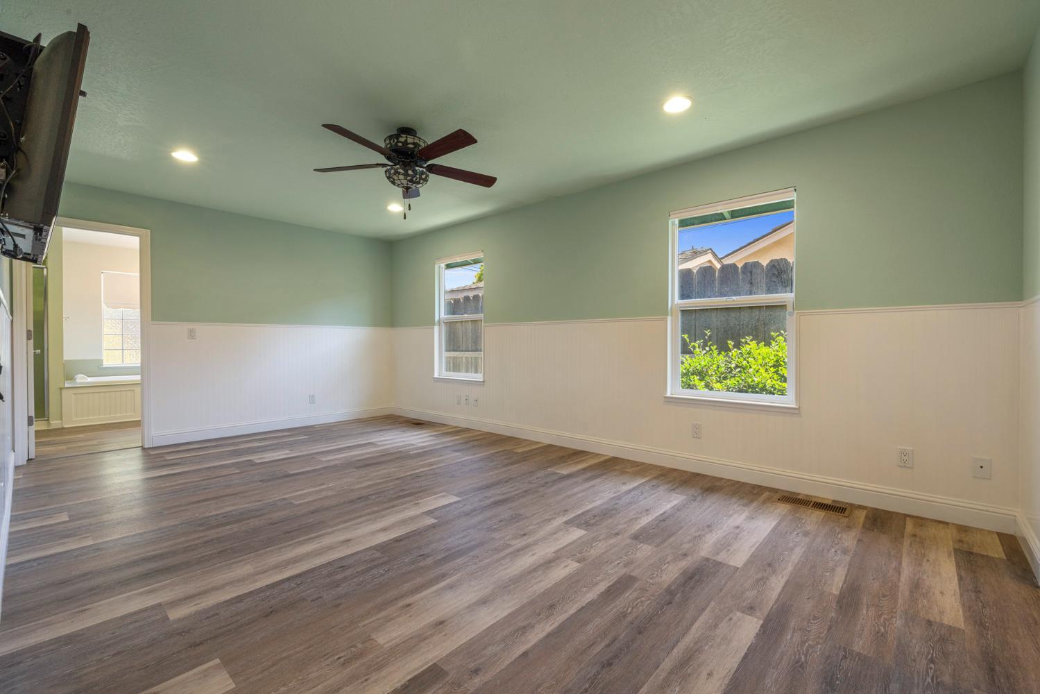 335 North Ave, Turlock, CA 95382
