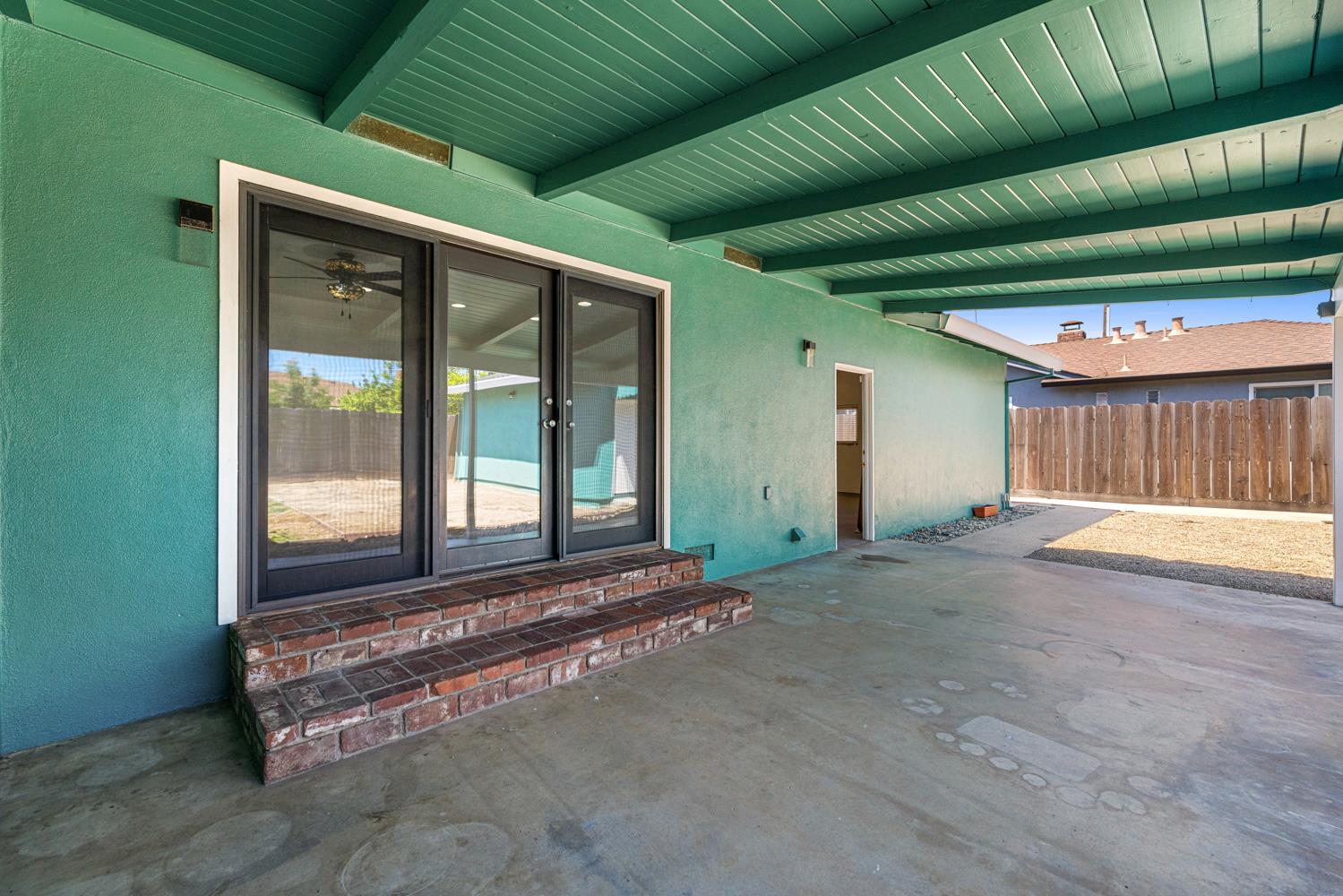 335 North Ave, Turlock, CA 95382
