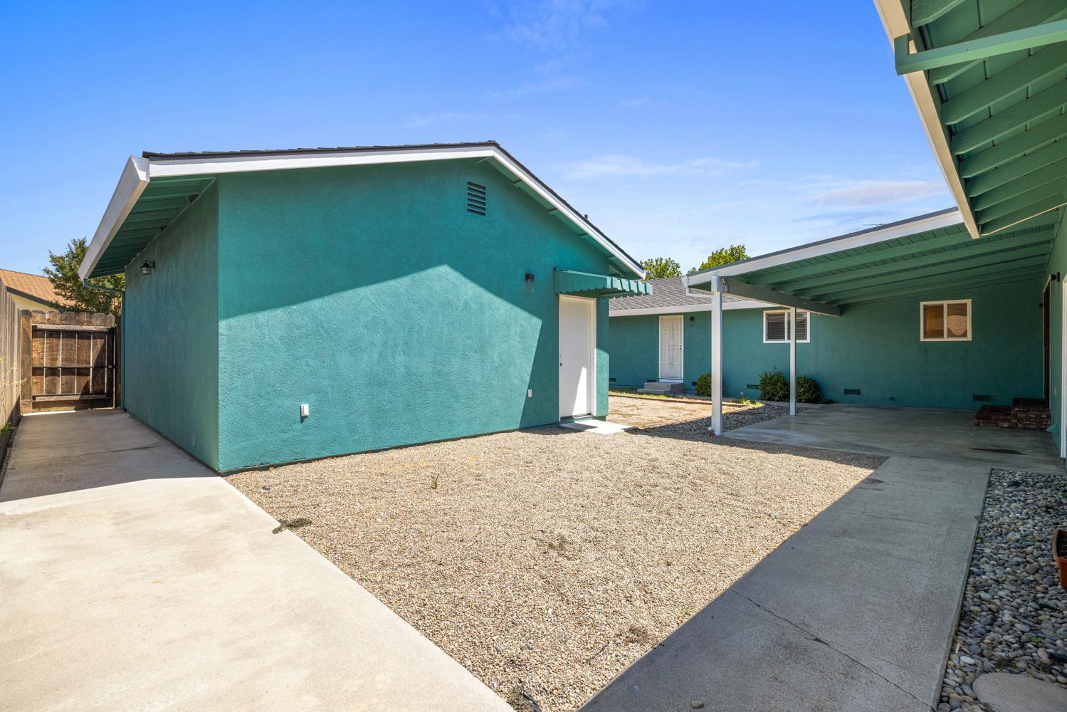 335 North Ave, Turlock, CA 95382