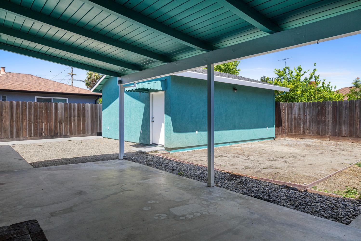 335 North Ave, Turlock, CA 95382