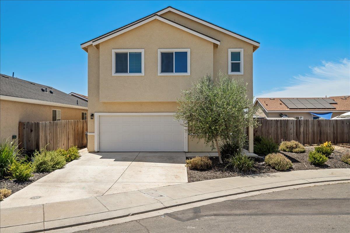 523 Barcelona Ct, Merced, CA 95341