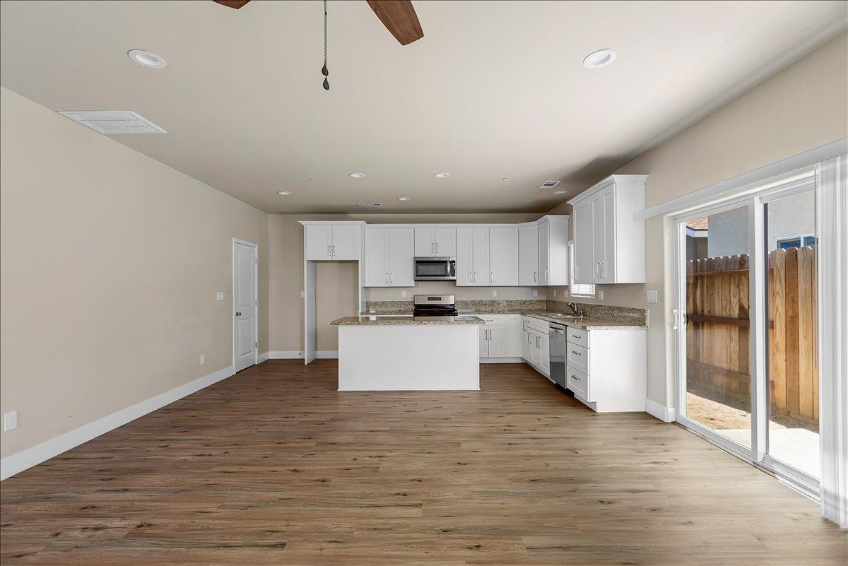 523 Barcelona Ct, Merced, CA 95341