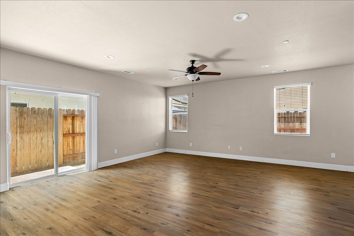 523 Barcelona Ct, Merced, CA 95341