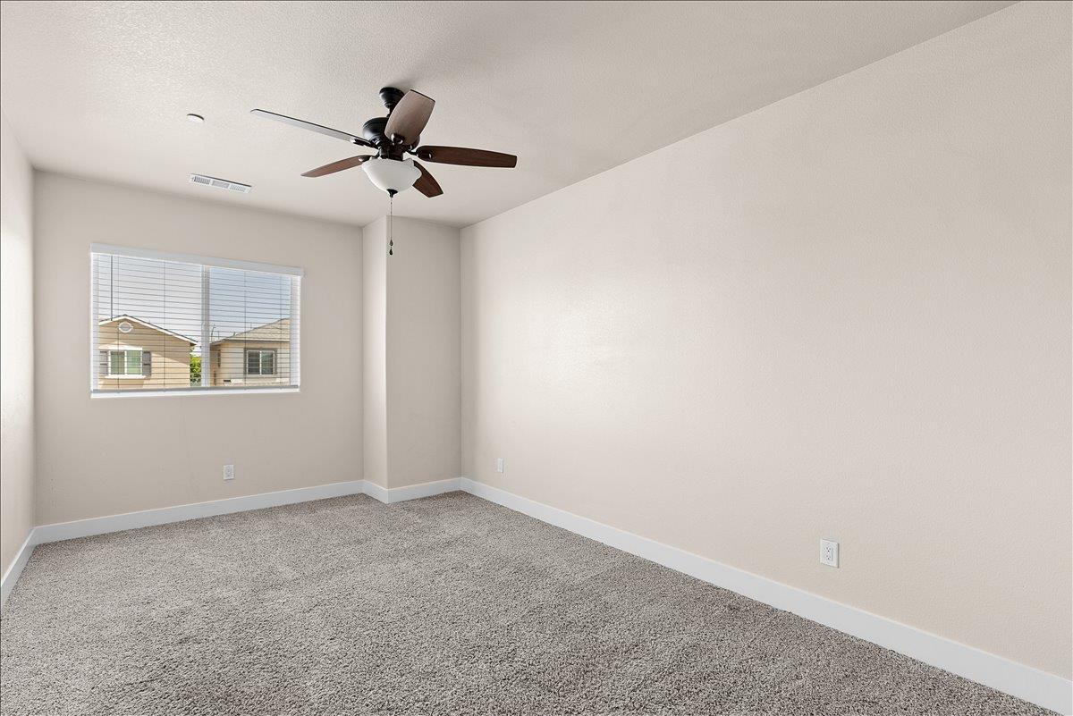 523 Barcelona Ct, Merced, CA 95341