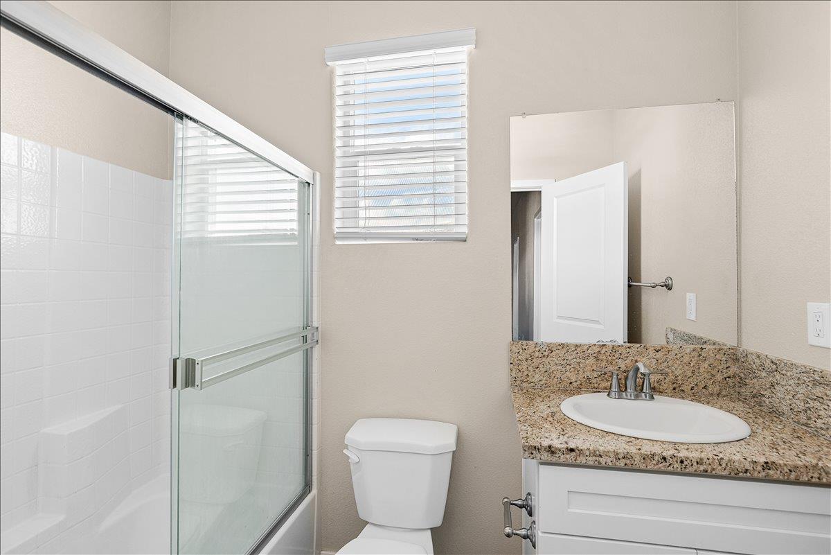 523 Barcelona Ct, Merced, CA 95341