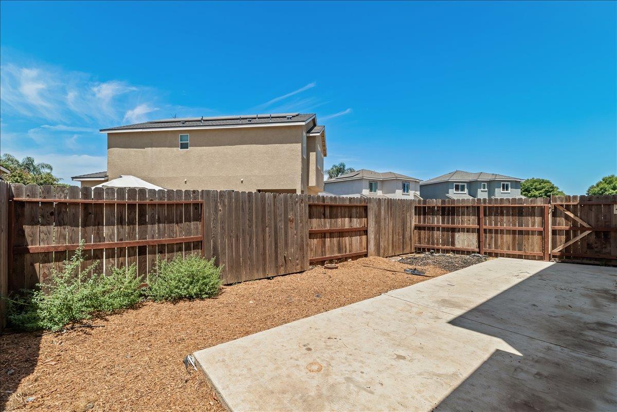 523 Barcelona Ct, Merced, CA 95341