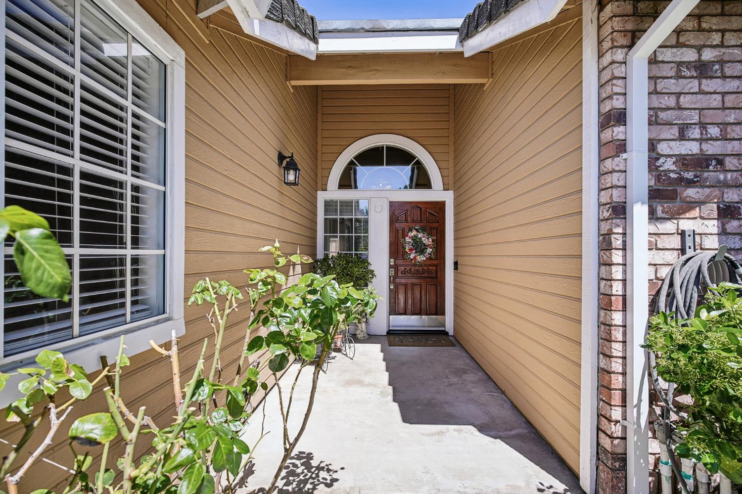 424 Goldrun Dr, Modesto, CA 95354