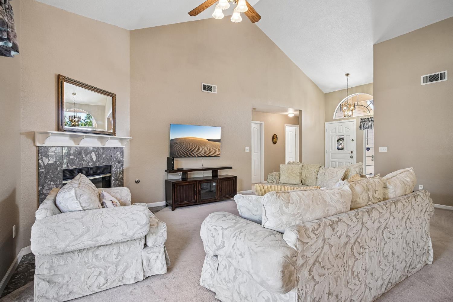 424 Goldrun Dr, Modesto, CA 95354