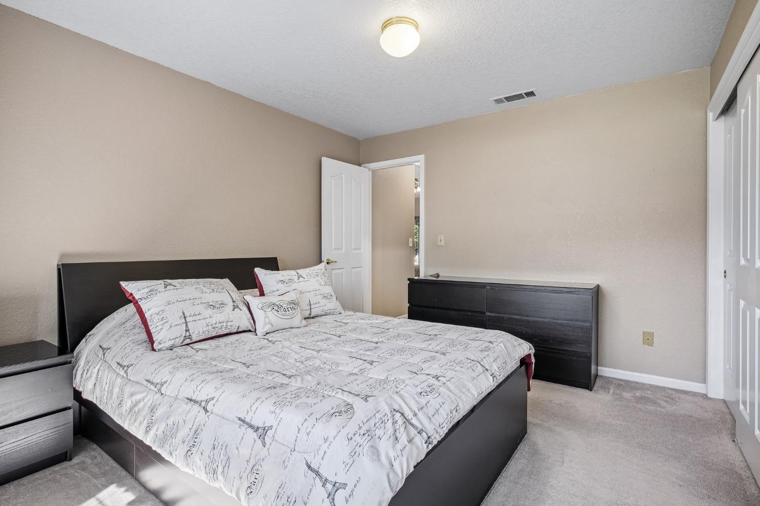 424 Goldrun Dr, Modesto, CA 95354