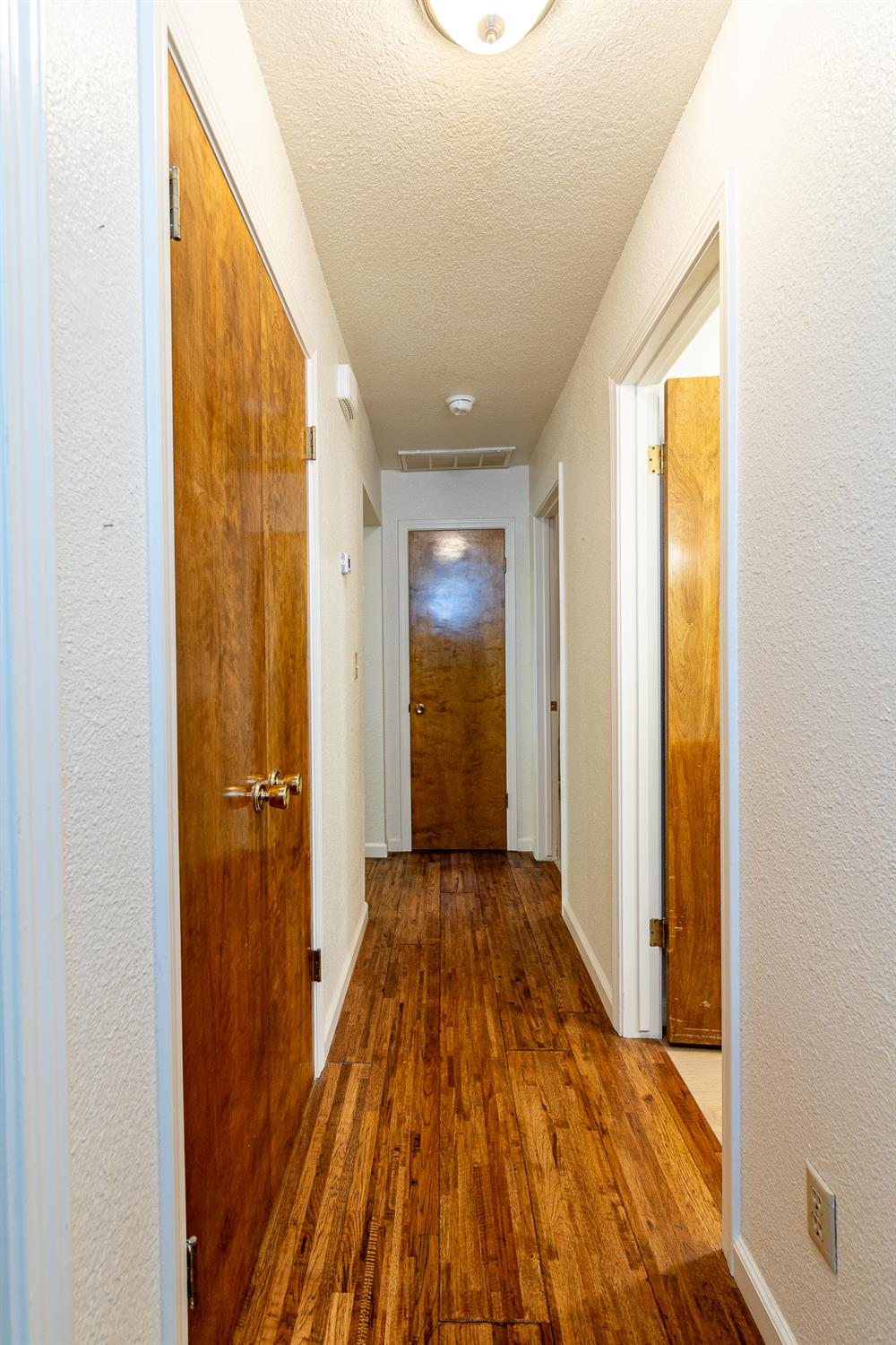 1320 Wylmawood Ln, Modesto, CA 95355