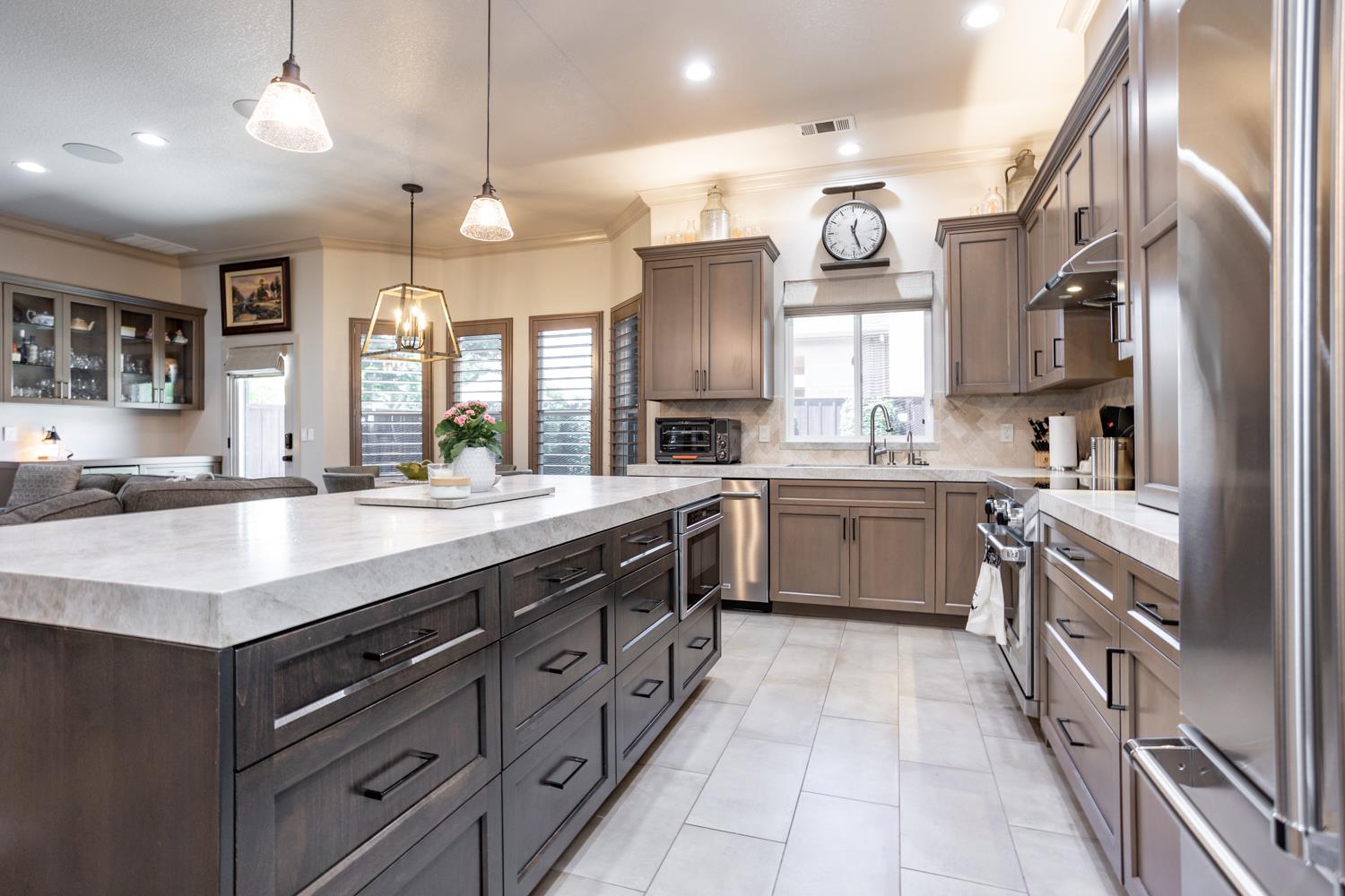 6509 Catkin Ct, Hughson, CA 95326