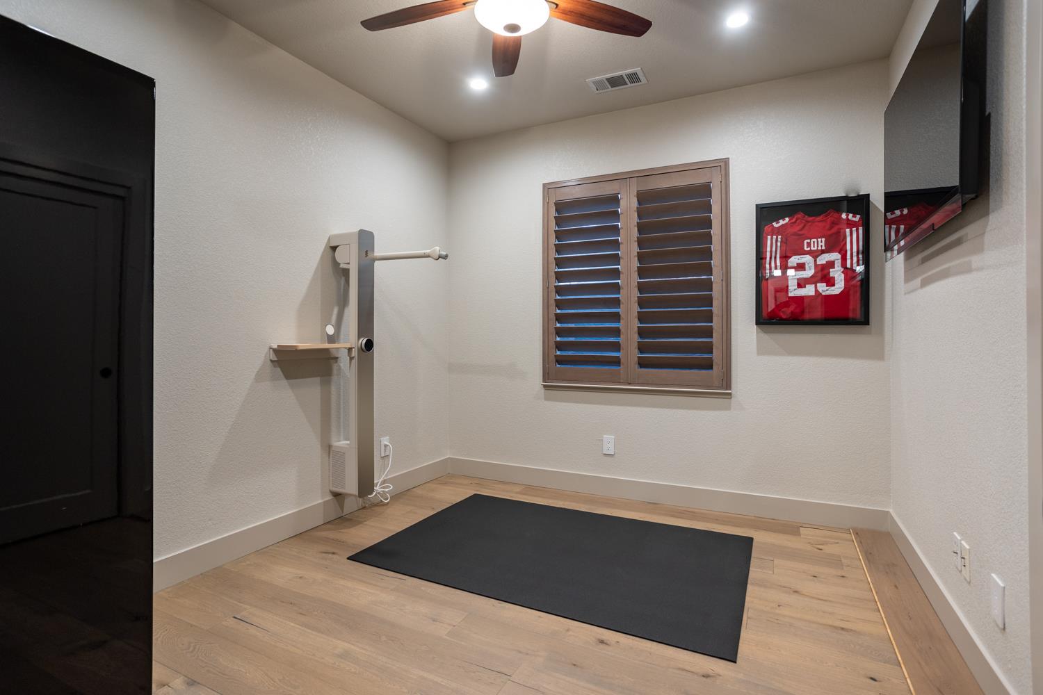 6509 Catkin Ct, Hughson, CA 95326