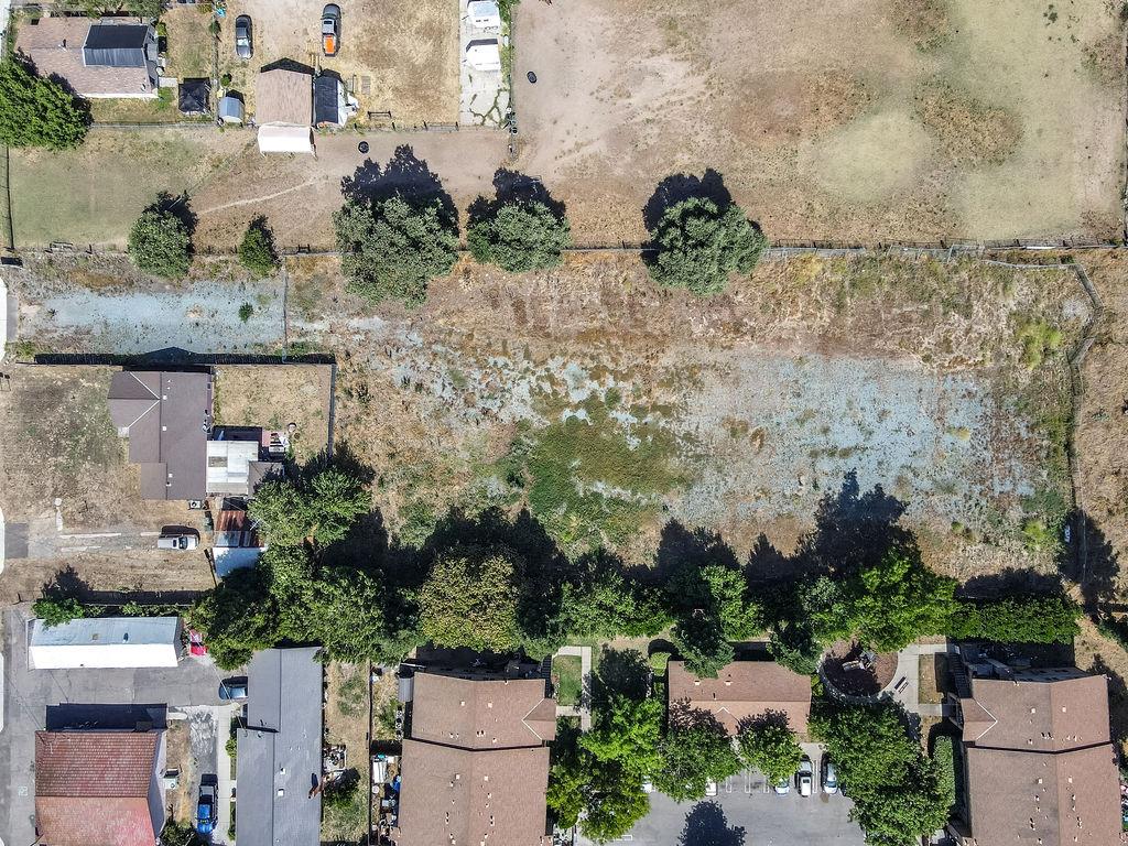 12224 Yosemite Blvd, Waterford, CA 95386