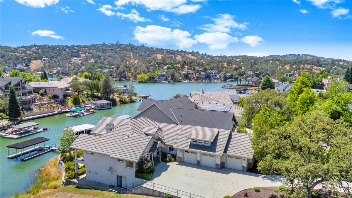 421 Sanguinetti Dr, Copperopolis, CA 95228