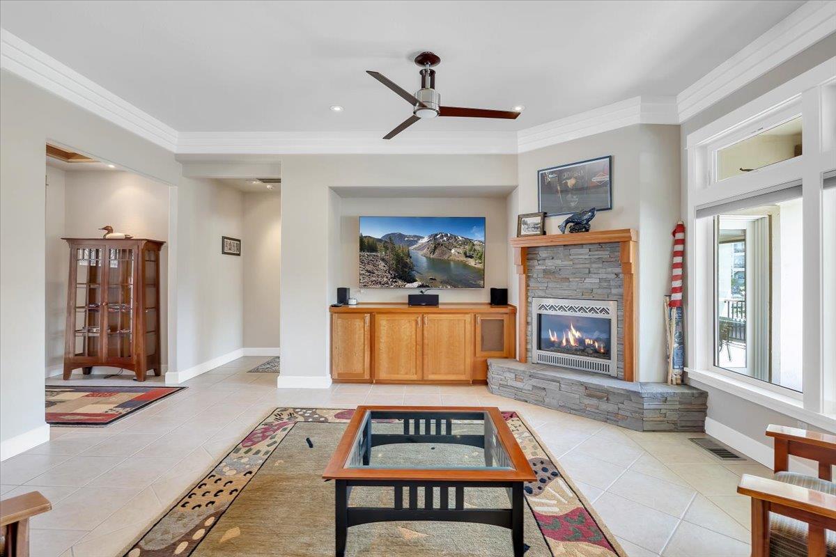 421 Sanguinetti Dr, Copperopolis, CA 95228