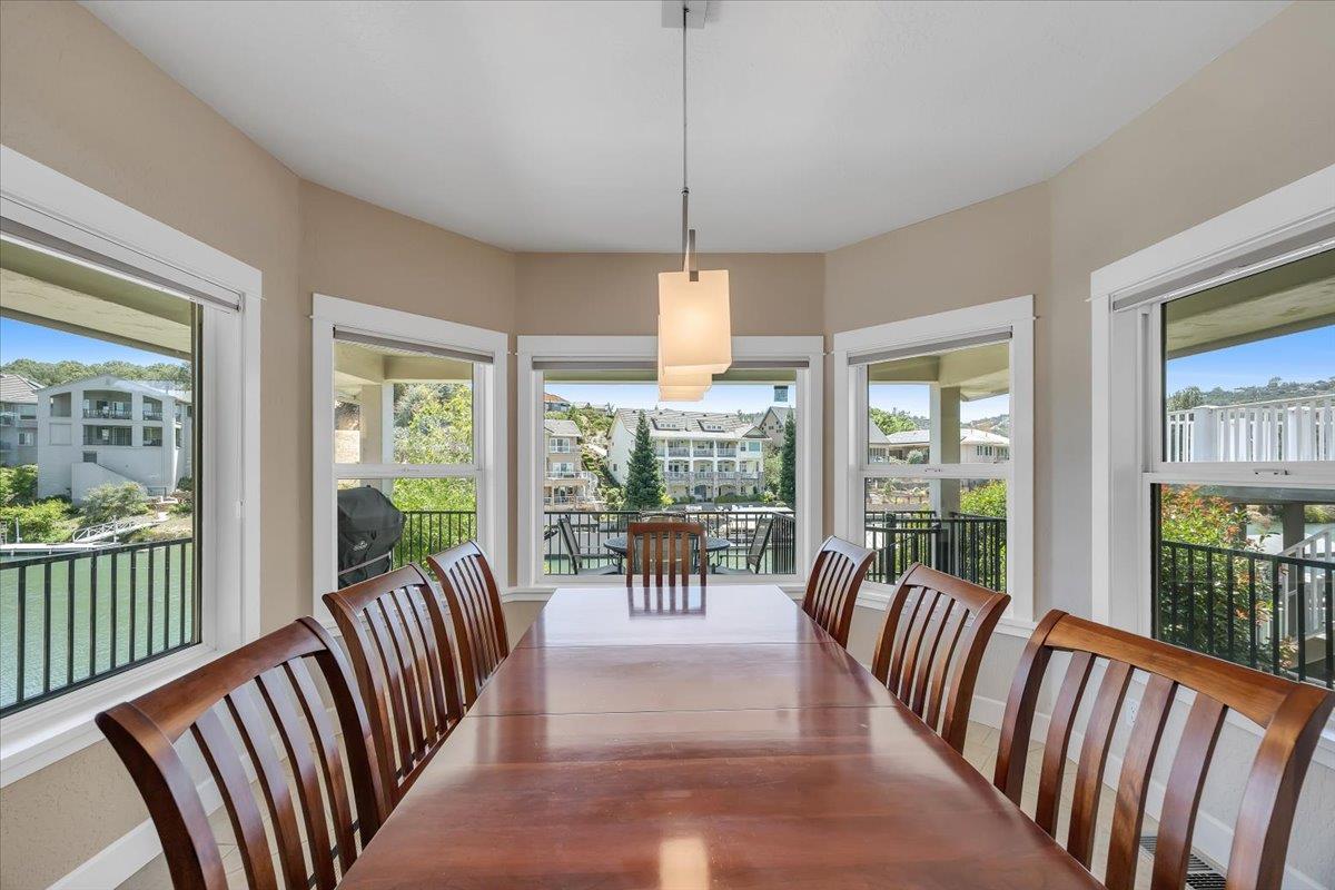 421 Sanguinetti Dr, Copperopolis, CA 95228