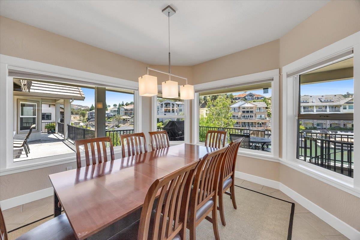 421 Sanguinetti Dr, Copperopolis, CA 95228
