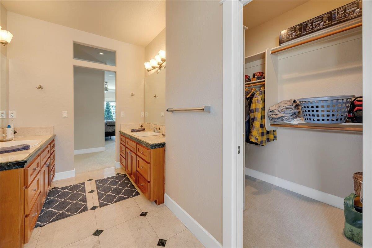 421 Sanguinetti Dr, Copperopolis, CA 95228
