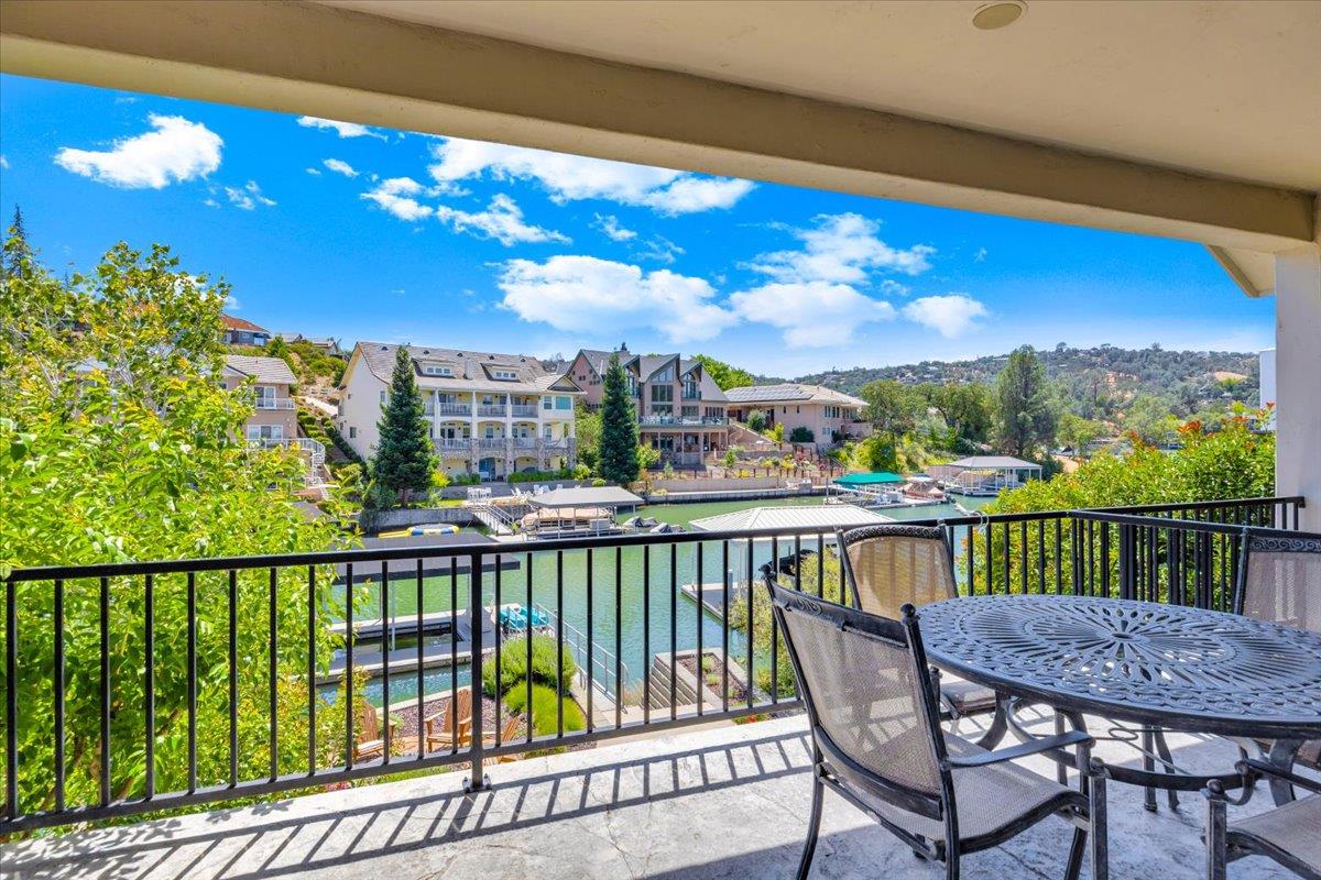 421 Sanguinetti Dr, Copperopolis, CA 95228
