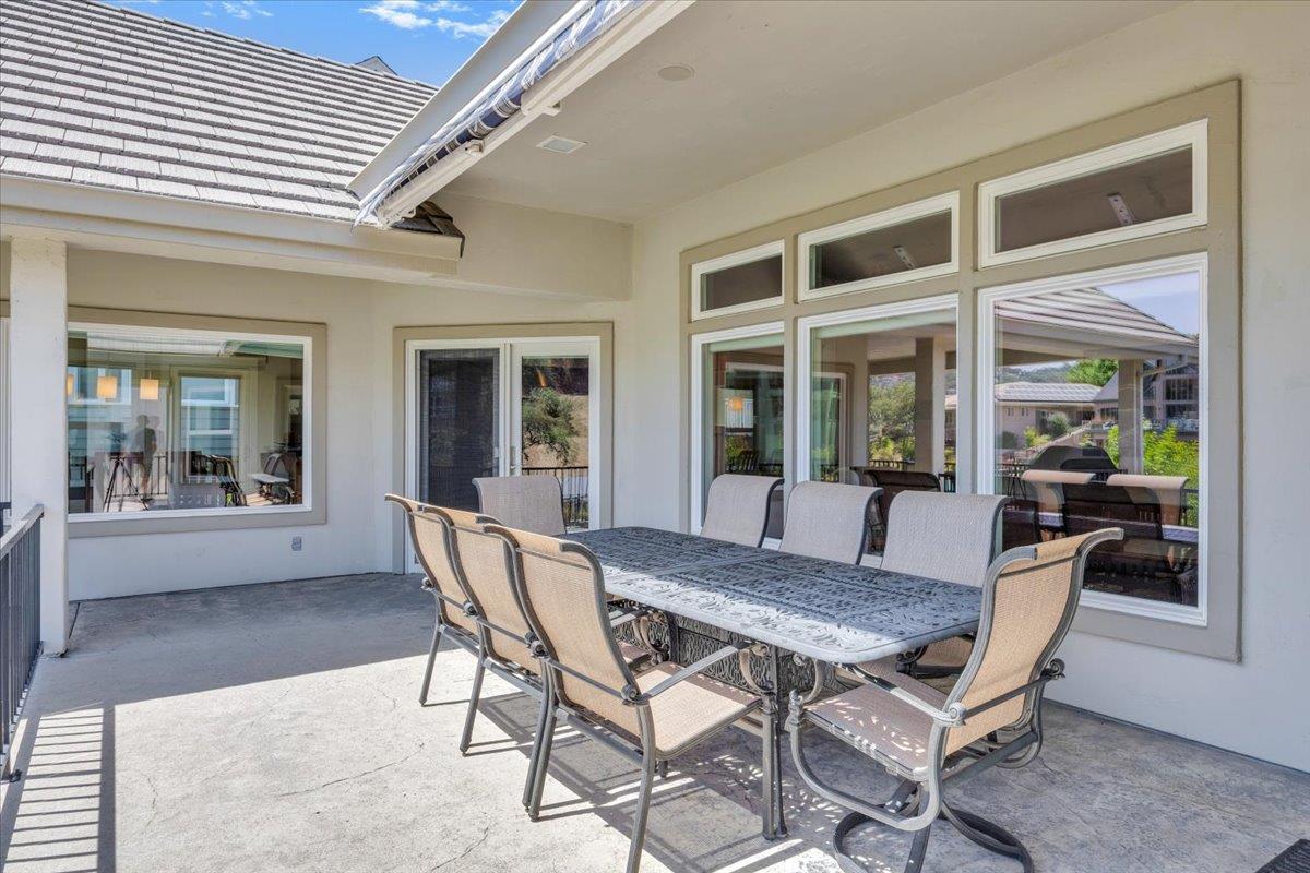 421 Sanguinetti Dr, Copperopolis, CA 95228
