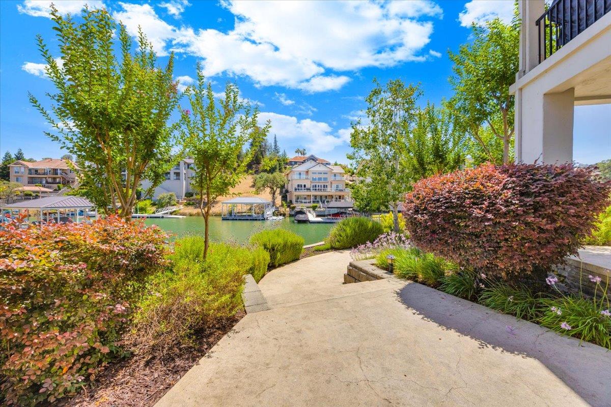 421 Sanguinetti Dr, Copperopolis, CA 95228