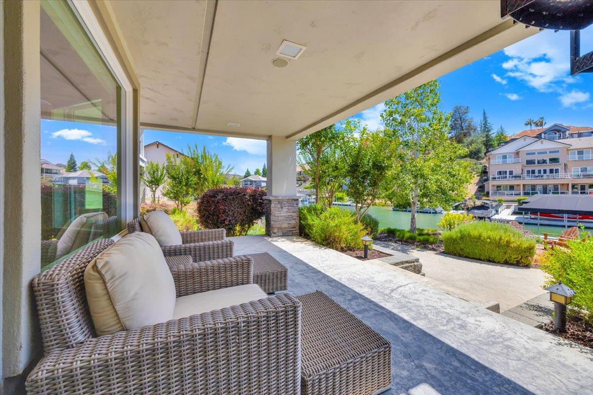 421 Sanguinetti Dr, Copperopolis, CA 95228
