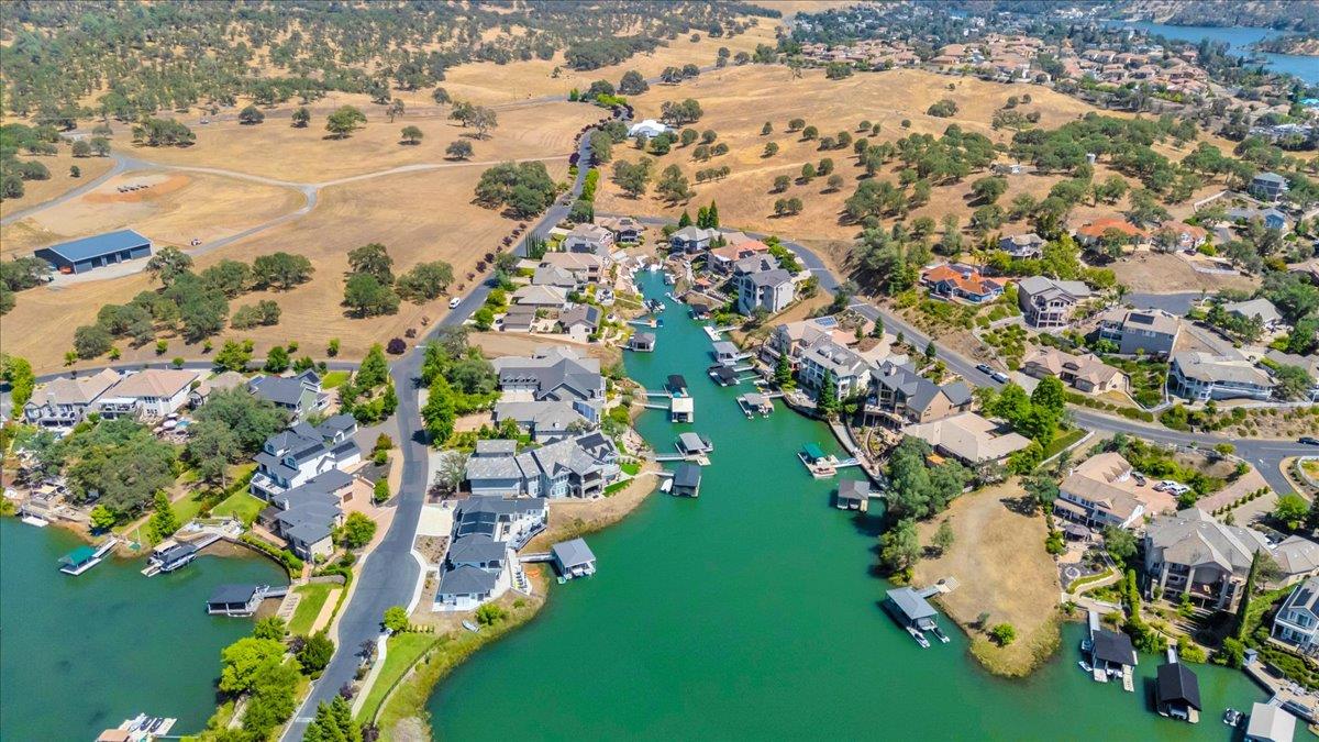 421 Sanguinetti Dr, Copperopolis, CA 95228