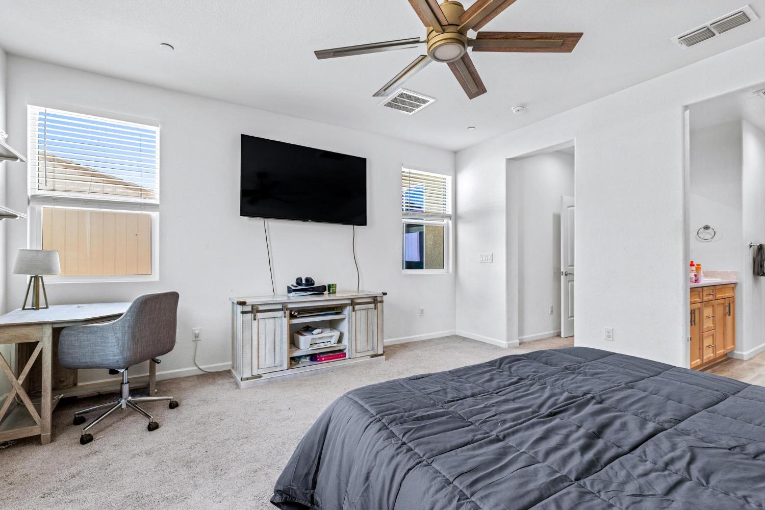 1020 Narada Way, Livingston, CA 95334