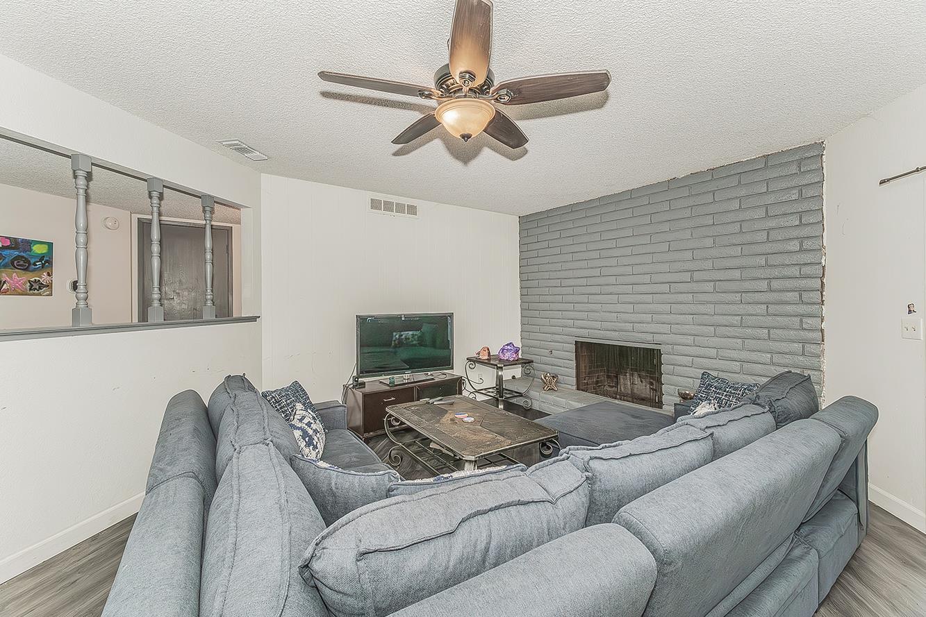 6326 N Bergeron Ave, Fresno, CA 93704