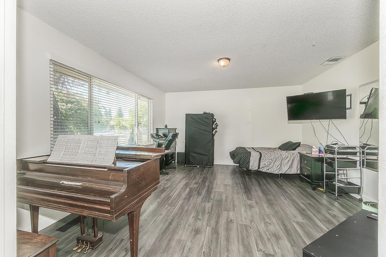 6326 N Bergeron Ave, Fresno, CA 93704