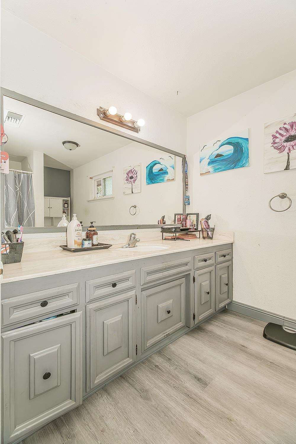 6326 N Bergeron Ave, Fresno, CA 93704
