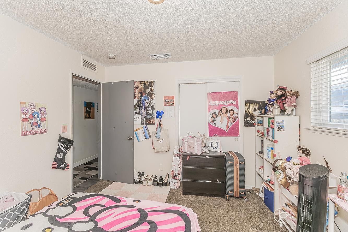 6326 N Bergeron Ave, Fresno, CA 93704