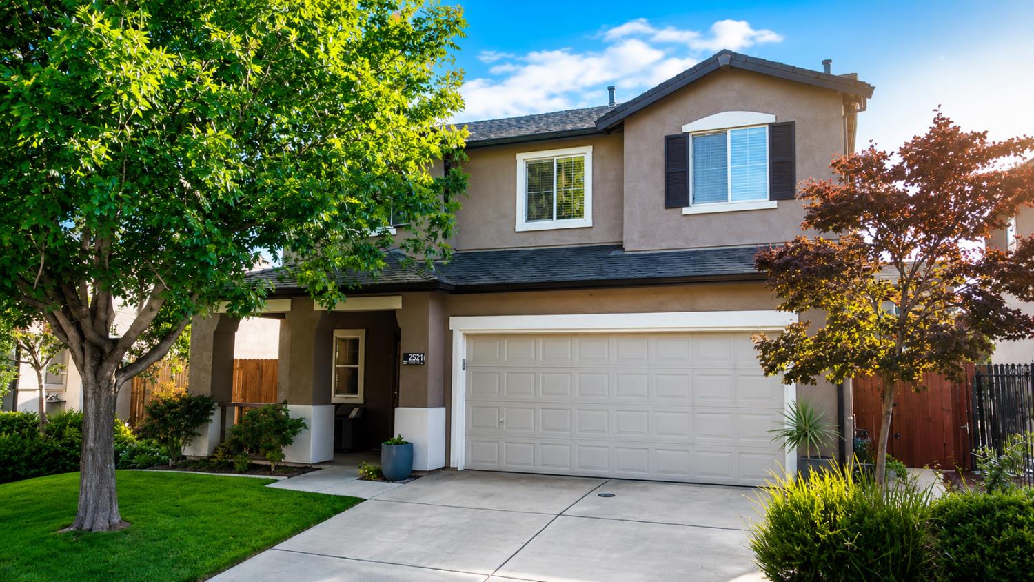 2521 Jubilee Dr, Turlock, CA 95380