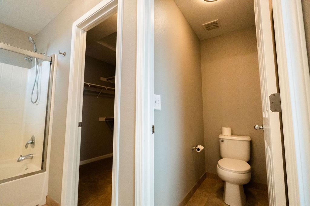 2521 Jubilee Dr, Turlock, CA 95380
