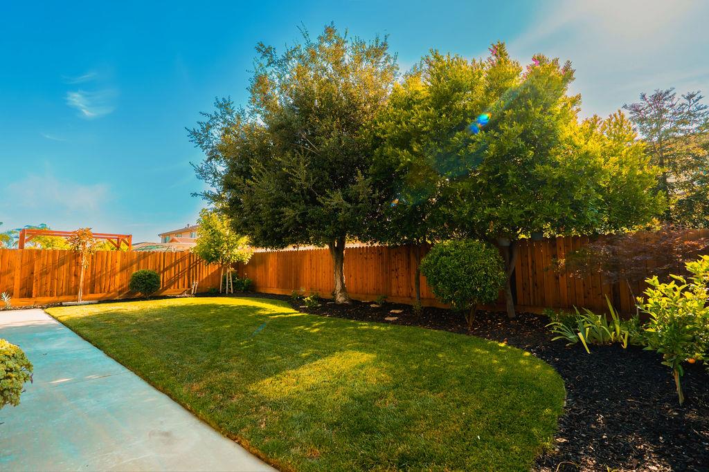 2521 Jubilee Dr, Turlock, CA 95380