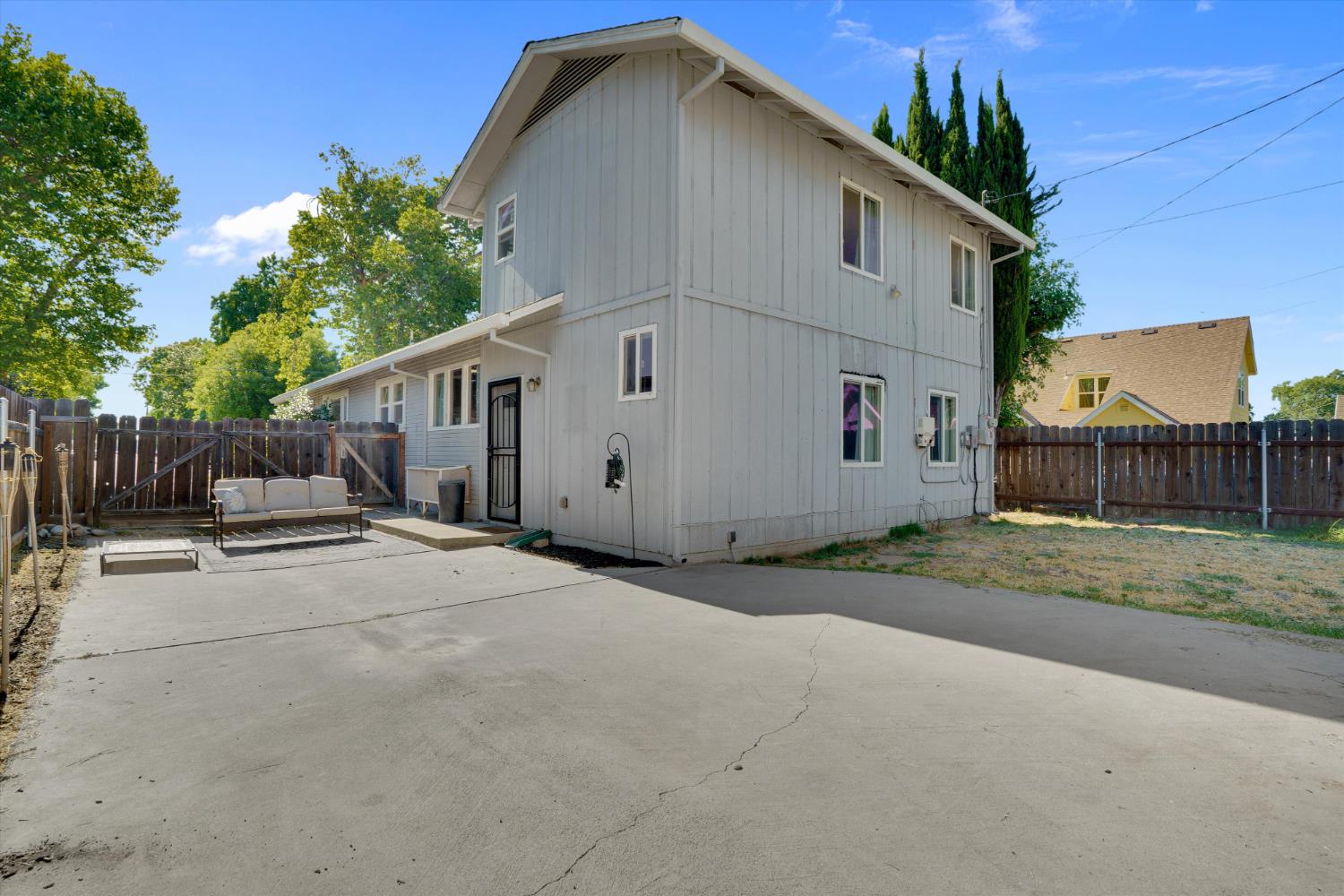 403 S Acacia, Ripon, CA 95366