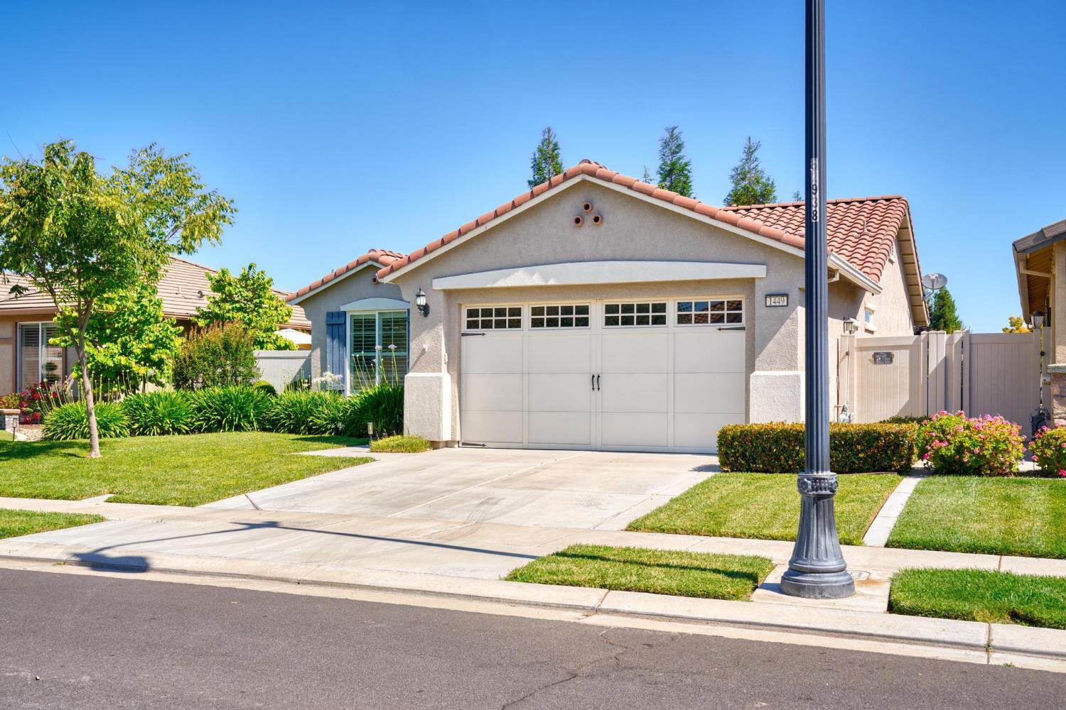 1449 Carriage House, Manteca, CA 95336
