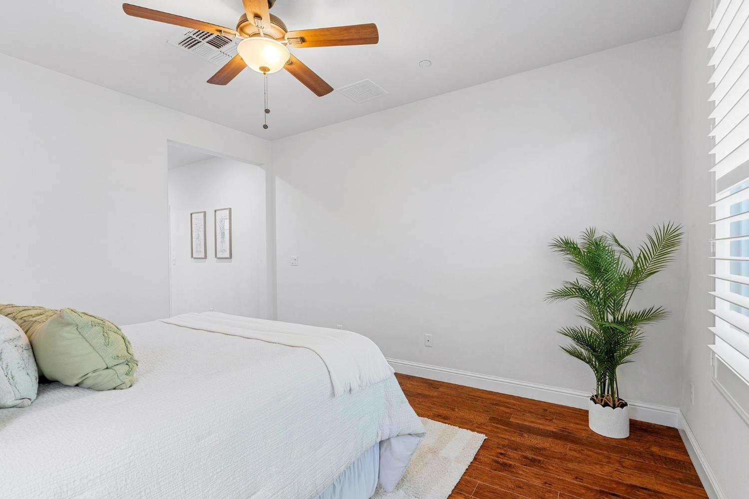 1449 Carriage House, Manteca, CA 95336