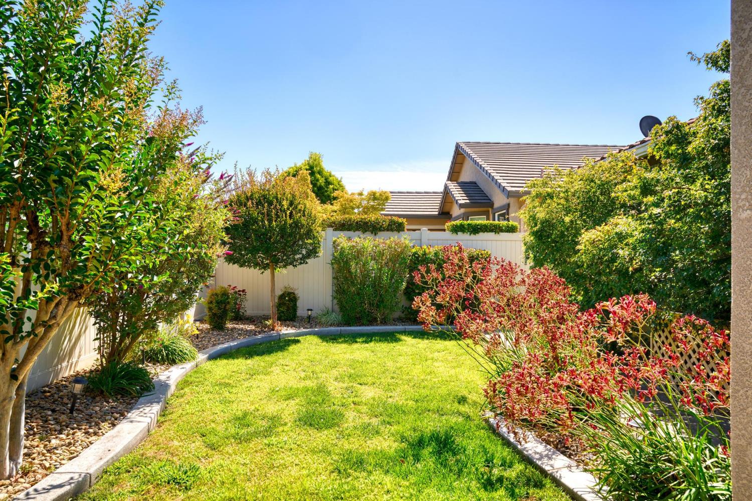 1449 Carriage House, Manteca, CA 95336