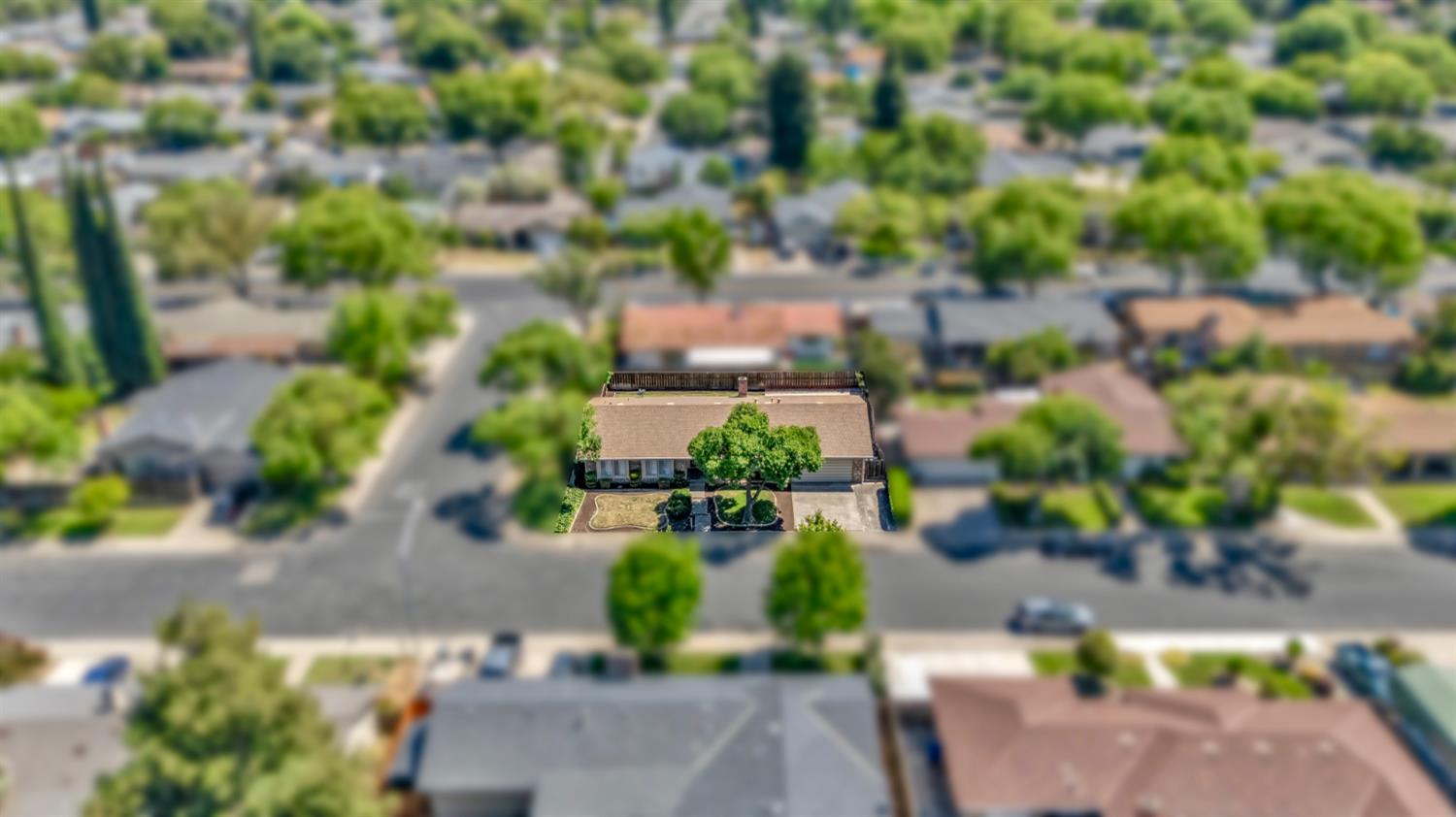 2720 Harvest Rd, Modesto, CA 95355