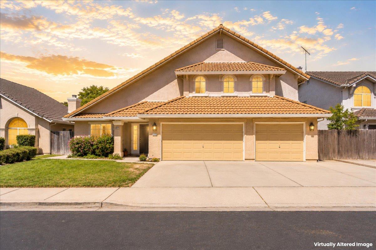 294 New Ct, Oakdale, CA 95361