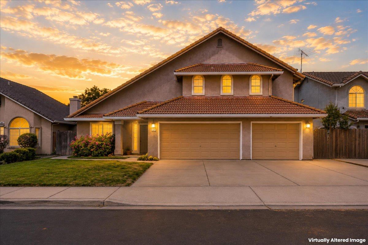 294 New Ct, Oakdale, CA 95361