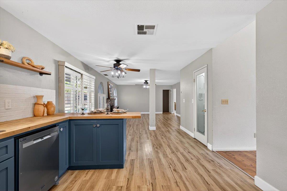 294 New Ct, Oakdale, CA 95361