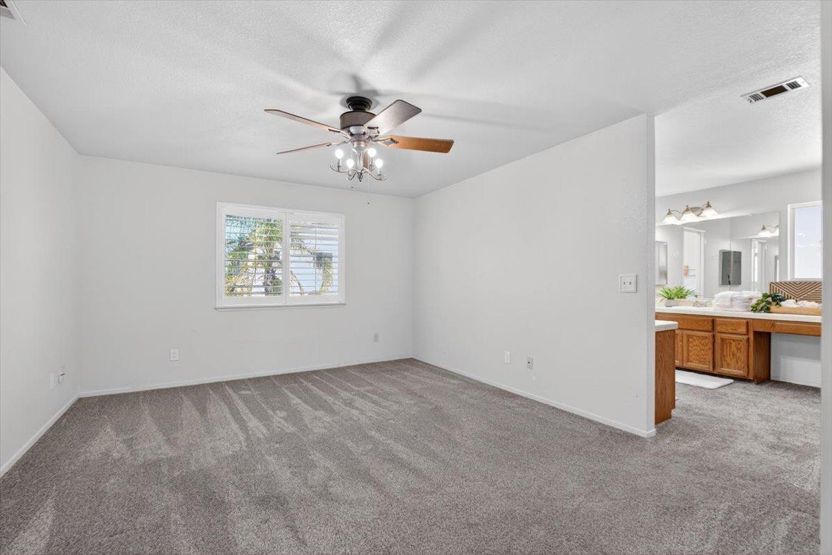 294 New Ct, Oakdale, CA 95361