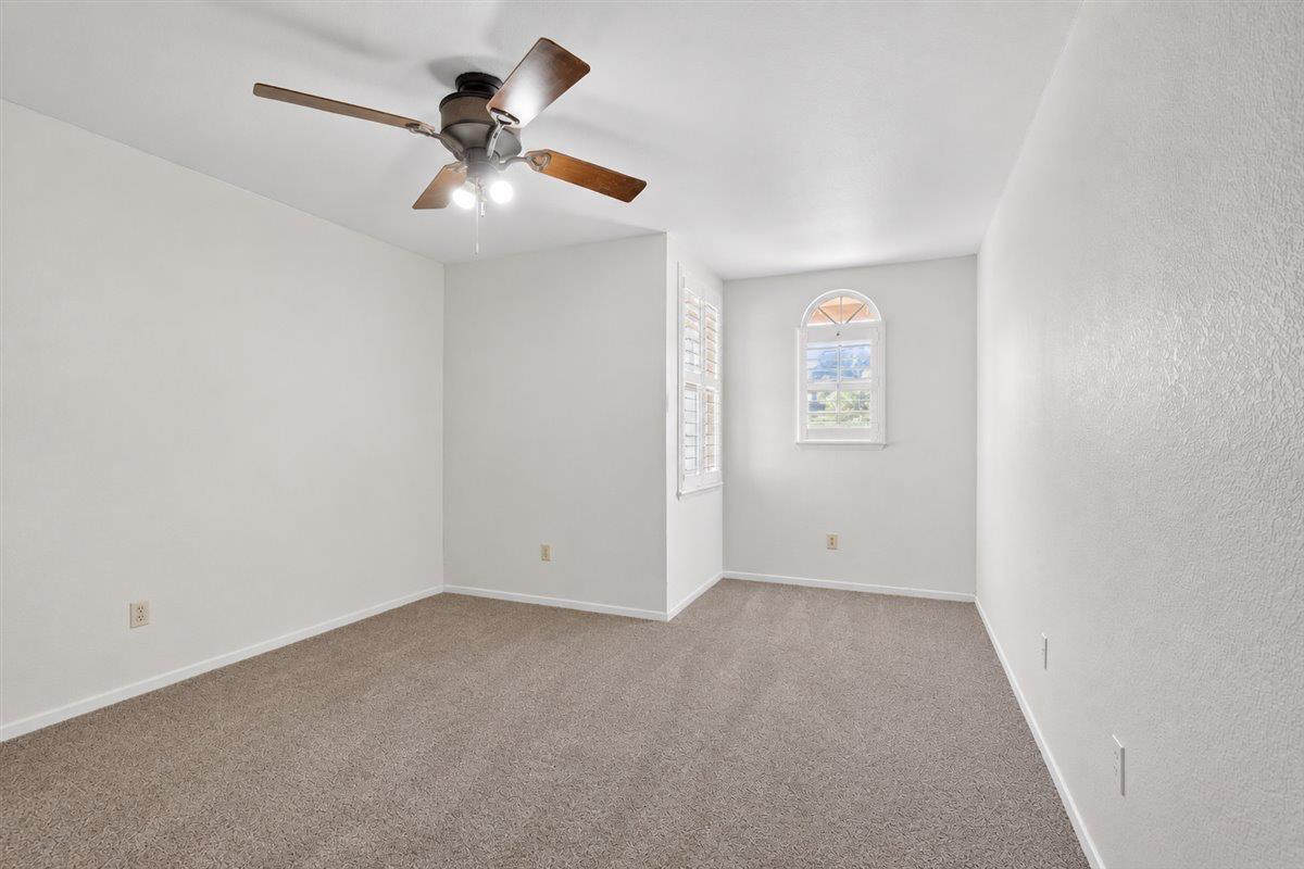 294 New Ct, Oakdale, CA 95361