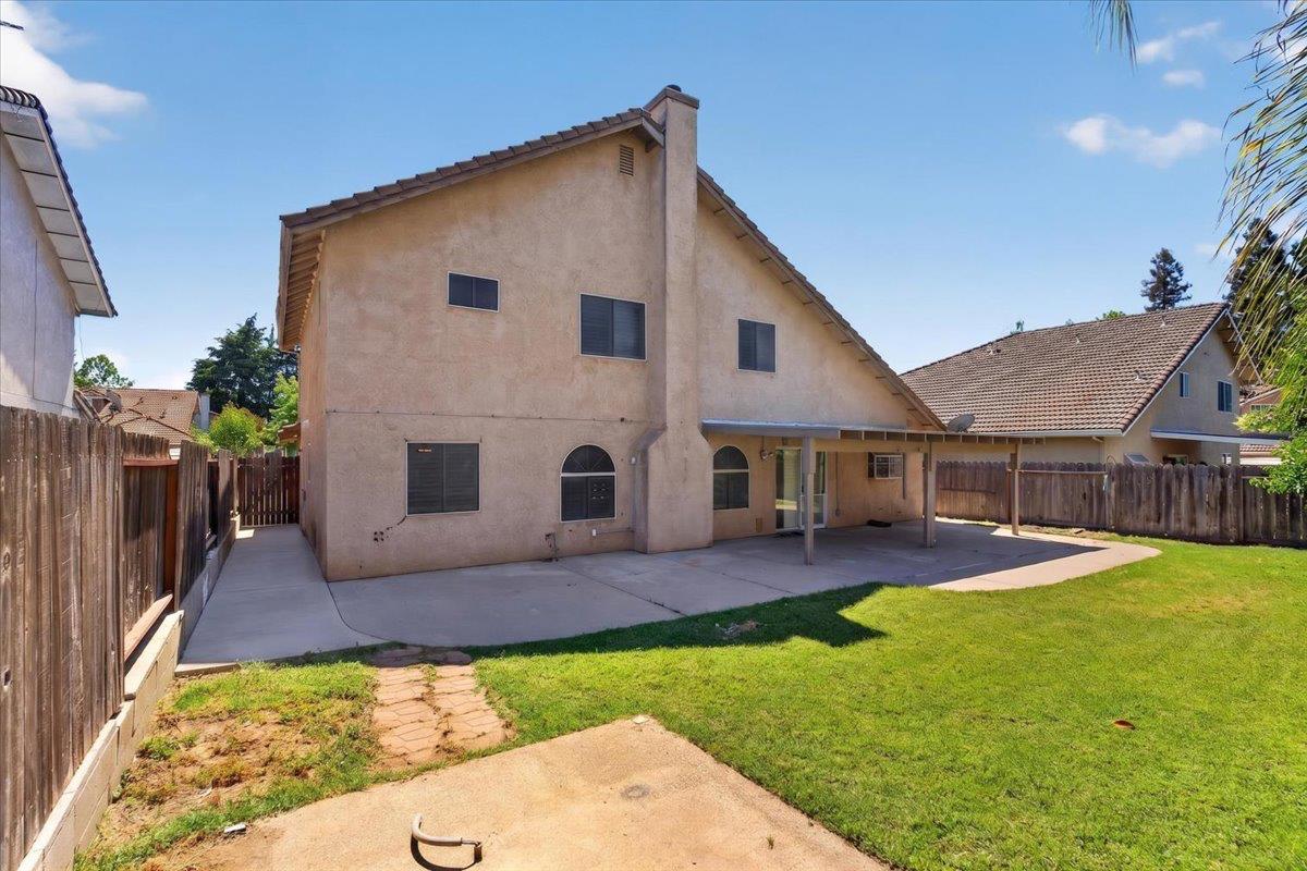 294 New Ct, Oakdale, CA 95361